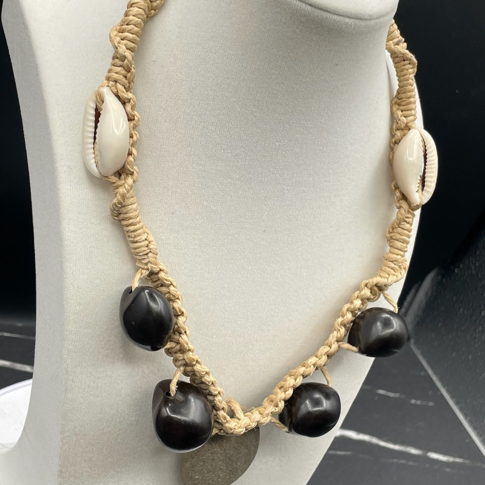 Vintage Handmade Womens Black Mother Of Pearl‎ & Shell Fashion Pendant Necklace - Picture 5 of 14